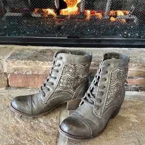 Roxy booties with lace inserts. Lace up. Like new!  Size 36.  6-6 1/2.